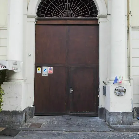 Panzió Siciliaetnamare