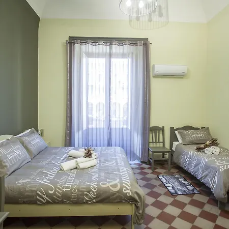 Siciliaetnamare Couette-café