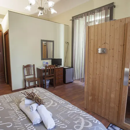 Siciliaetnamare Couette-café Riposto