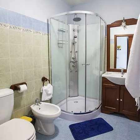 Siciliaetnamare Couette-café Riposto